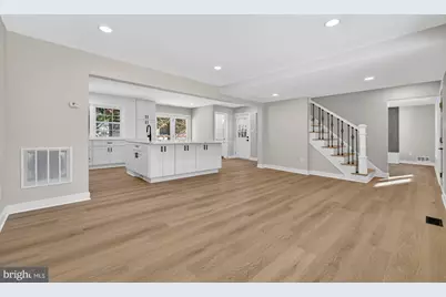 8612 Cottage Street SW, Vienna, VA 22180 - Photo 9