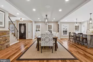 10912 Hunt Club Rd, Reston, VA 20190 - Photo 15