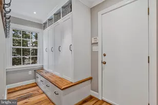 10912 Hunt Club Rd, Reston, VA 20190 - Photo 23