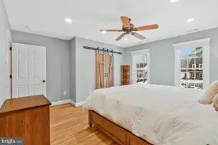 10912 Hunt Club Rd, Reston, VA 20190 - Photo 25