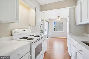3031 Borge St, Oakton, VA 22124 - Photo 11