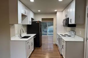 6437 Alloway Ct, Springfield, VA 22152 - Photo 3