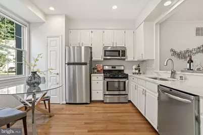 11280 Fairwind Way, Reston, VA 20190 - Photo 11
