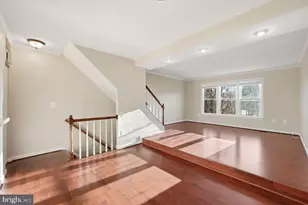 6156 Glen Eagles Ct, Falls Church, VA 22044 - Photo 5