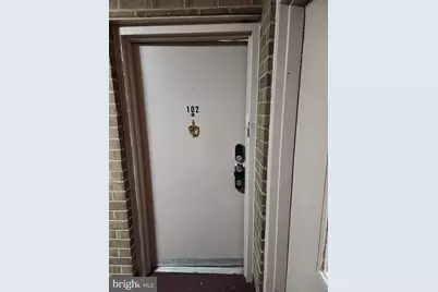 521 Florida Avenue #102, Herndon, VA 20170 - Photo 3