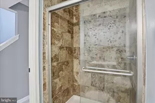 8418 White Feather Ct, Lorton, VA 22079 - Photo 23