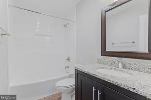 11778 Hollyview Dr, Great Falls, VA 22066 - Photo 25