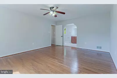 11778 Hollyview Drive, Great Falls, VA 22066 - Photo 31