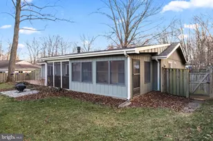 1543 Youngs Point Pl, Herndon, VA 20170 - Photo 29