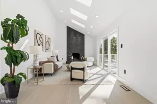 12011 Meadowville Ct, Herndon, VA 20170 - Photo 13