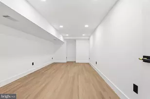 12011 Meadowville Ct, Herndon, VA 20170 - Photo 31