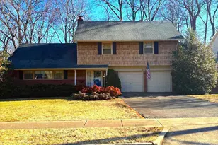 8517 Bound Brook Ln, Alexandria, VA 22309 - Photo 3