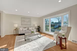 307 Valeview Ct NW, Vienna, VA 22180 - Photo 11