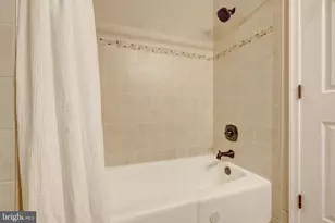 307 Valeview Ct NW, Vienna, VA 22180 - Photo 23