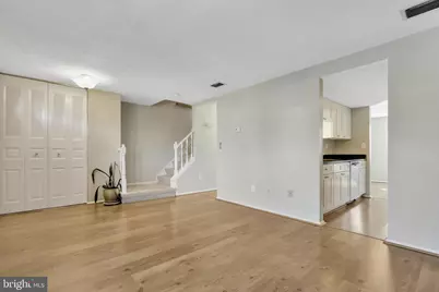 12127 Purple Sage Court, Reston, VA 20194 - Photo 5