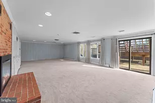 901 Walker Rd, Great Falls, VA 22066 - Photo 43