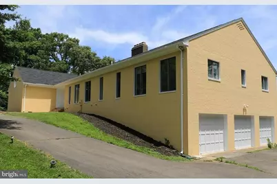 901 Walker Road, Great Falls, VA 22066 - Photo 1