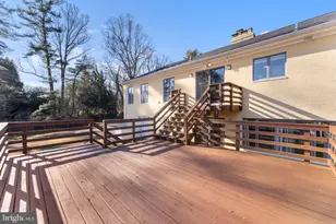 901 Walker Rd, Great Falls, VA 22066 - Photo 57