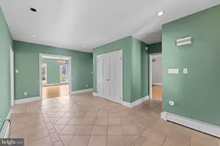 901 Walker Rd, Great Falls, VA 22066 - Photo 7