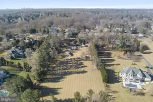 901 Walker Rd, Great Falls, VA 22066 - Photo 71