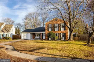 2155 Veenendaal Ct, Herndon, VA 20170 - Photo 3