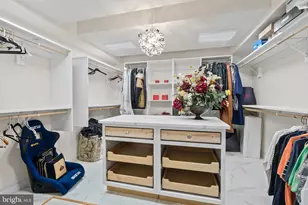 9005 Southwick St, Fairfax, VA 22031 - Photo 21