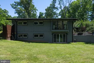 9005 Southwick St, Fairfax, VA 22031 - Photo 43