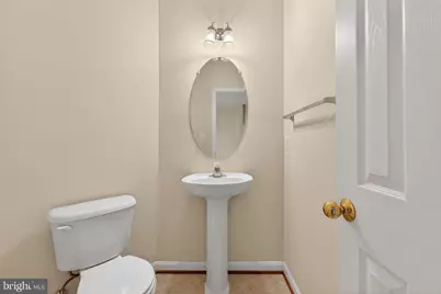 7568 Great Swan Court, Alexandria, VA 22306 - Photo 9