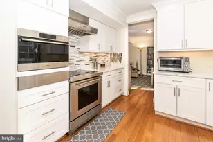 9813 Fosbak Dr, Vienna, VA 22182 - Photo 13