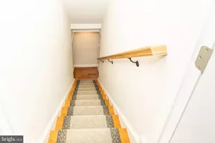 9813 Fosbak Dr, Vienna, VA 22182 - Photo 53