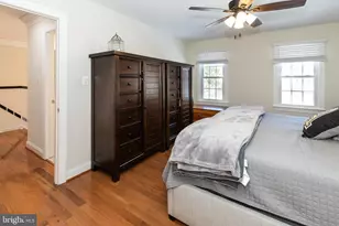 9813 Fosbak Dr, Vienna, VA 22182 - Photo 39