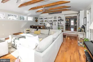 9813 Fosbak Dr, Vienna, VA 22182 - Photo 19