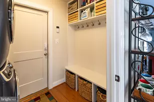 9813 Fosbak Dr, Vienna, VA 22182 - Photo 31