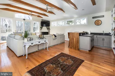 9813 Fosbak Drive, Vienna, VA 22182 - Photo 17