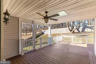 7716 Green Garland Dr, Springfield, VA 22153 - Photo 23