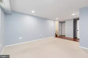 7716 Green Garland Dr, Springfield, VA 22153 - Photo 17