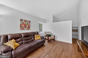 11704 Foxvale Ct, Oakton, VA 22124 - Photo 11