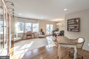 8513 Braeburn Dr, Annandale, VA 22003 - Photo 19