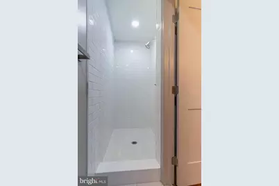 8513 Braeburn Drive, Annandale, VA 22003 - Photo 7