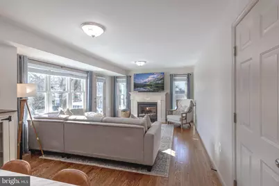 8513 Braeburn Drive, Annandale, VA 22003 - Photo 23