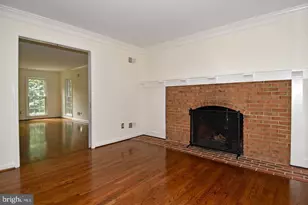 7646 Huntmaster Ln, McLean, VA 22102 - Photo 13