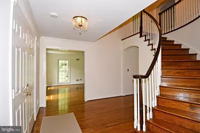 7646 Huntmaster Lane, McLean, VA 22102 - Photo 3