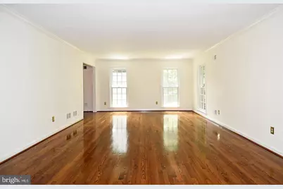 7646 Huntmaster Lane, McLean, VA 22102 - Photo 5