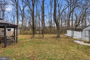 6921 Deer Run Dr, Alexandria, VA 22306 - Photo 33