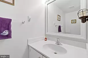 6921 Deer Run Dr, Alexandria, VA 22306 - Photo 23