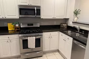 2700 Bellforest Ct, Vienna, VA 22180 - Photo 5