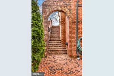 1215 Stuart Robeson Drive, McLean, VA 22101 - Photo 39