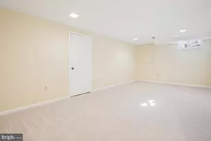 12179 Queens Brigade Dr, Fairfax, VA 22030 - Photo 43