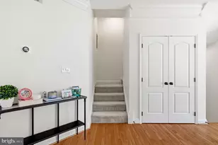 2118 Capstone Cir, Herndon, VA 20170 - Photo 27