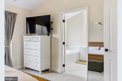 2118 Capstone Circle, Herndon, VA 20170 - Photo 43